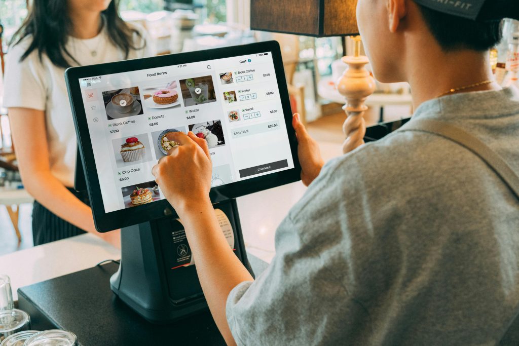 10 Signs that it’s time to Switch your Restaurant POS System Provider